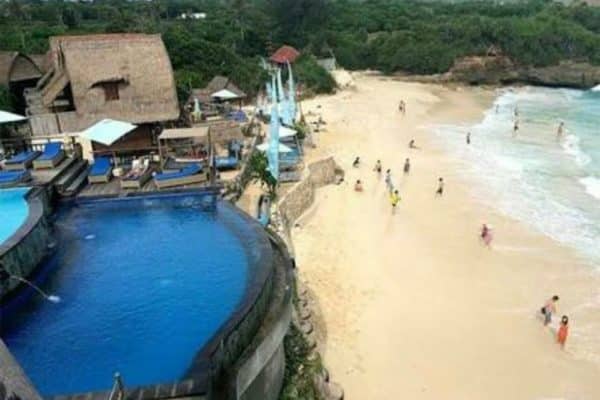 Dream Beach Lembongan