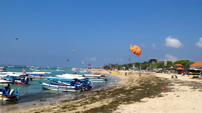 Pantai Tanjung Benoa Bali